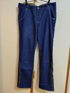 Item thumbnail for item 8e6e4816-1bdc-4eee-ab64-6944437e55a4