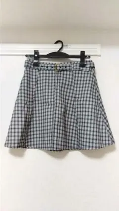 Dazzlinミニスカート