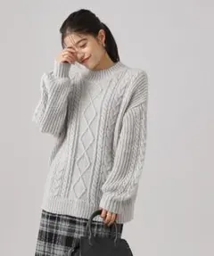 新品タグ付シューラルーSHOOLARUEケーブルニットセーターグレーフリーサイズ