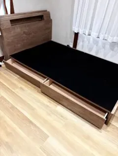 더블 베드 본체 (수납공간 포함) 세미더블