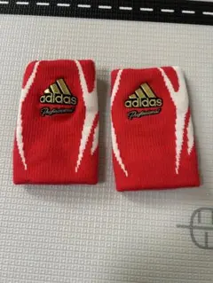 リストバンド　adidas