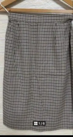 Aquascutum 夏向き綿のタイトスカート チェック柄、M、ロゴ入りボタンのサムネイル