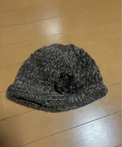 ニット帽子　ボンボンモチーフ付　モヘア茶系ミックス