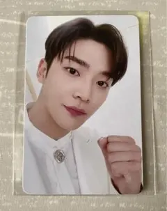 2026年最新】sf9 ロウンの人気アイテム - メルカリ