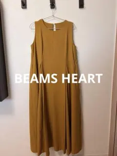 BEAMS HEART ノースリーブ フレアワンピース マスタード