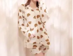 クマさん柄長袖パーカ＆ショートパンツルームウェア