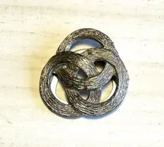 クリップ・タイプのブローチ　アンティーク