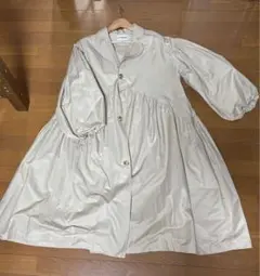 ベージュ バルーンスリーブ ドレス