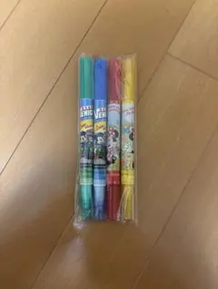 未開封東京ディズニーリゾート ペンセット 4色