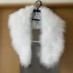 ホワイトファーショール