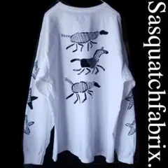 Sasquatchfabrix. 動物グラフィック長袖Tシャツのサムネイル