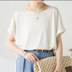 COLLAGEGALLARDAGALANTEストレッチ サテン Tシャツ