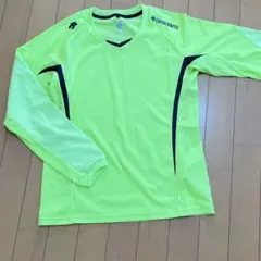 バレーボールウェア　スポーツウェア　ロンT Tシャツ　デサント