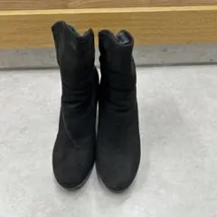UGG ブラック スエード ブーツのサムネイル