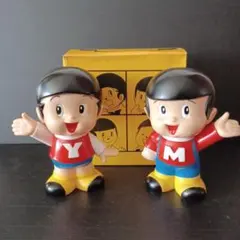 ヤンマーマスコットキャラクター「ヤン坊」「マー坊」外箱付　ソフビ貯金箱置物　2点