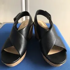 Clarks(クラークス)ウエッジサンダル 24cmのサムネイル