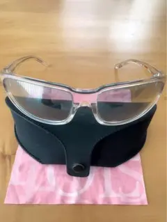 Item thumbnail for item fdab4373-aada-409d-97e8-37e6ea95d727