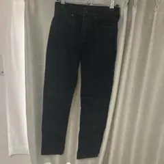 UNIQLO ブラック スキニージーンズ