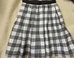 フレアスカート 白黒チェック ひざ丈