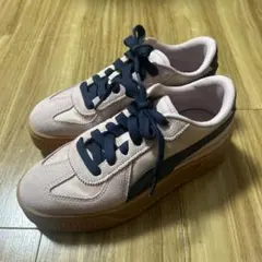 [美品]PUMA カルメン T2S スニーカー 401224-03 23cmのサムネイル