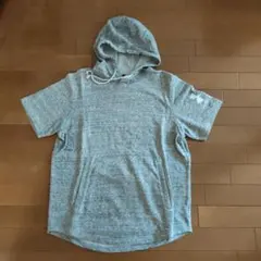 Under Armour グレー フード付きパーカー LG