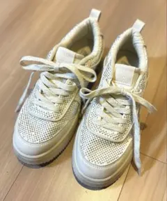 ZARA KIDS ラインストーンスニーカー　22.5-23cmのサムネイル