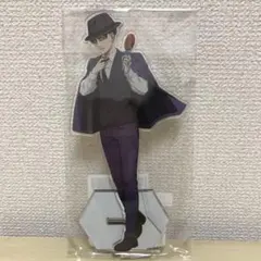 進撃の巨人　リヴァイ　アクリルスタンド