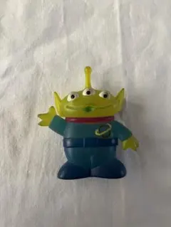 【ディズニーランド】トイストーリー リトルグリーンメン光るバッジ