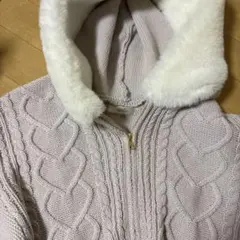 evelyn 薄いピンク ハート模様 ファー付きパーカーのサムネイル