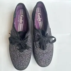 Keds スニーカー 総柄 ブラック パープルのサムネイル