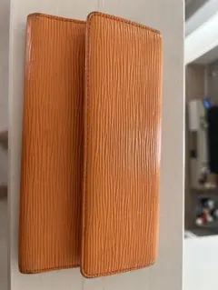 LOUIS VUITTON エピ 長財布 オレンジ