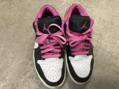 Jordan ローカットスニーカー ブラック/ホワイト/ピンク