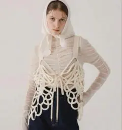 完売品　eaphi EMBROIDERY CORD VEST アイボリー 新品】Eaphi EMBROIDERY CORD VEST エフィコードベスト - メルカリ