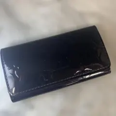 ルイヴィトン　4連キーケース　ブラック　モノグラムヴェルニ