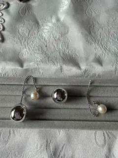 ピアス　アシンメトリー