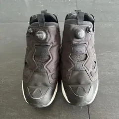 Reebok インスタポンプフューリー 黒