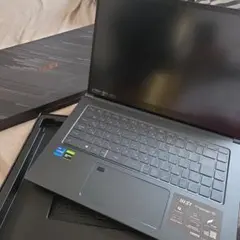 MSI Prestige 15 A11SCSのサムネイル