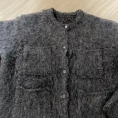 グレー 長袖ニット ボタン付き