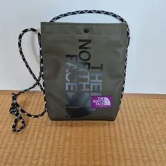 THE NORTH FACE ショルダーバッグ オリーブグリーン