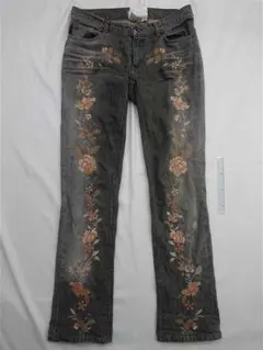 ★スポーツマックス フラワー刺繍デニムパンツ 42 ブラック系 レディース