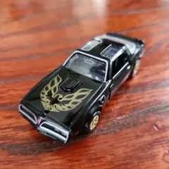 トミカプレミアム ポンティアックファイヤーバード