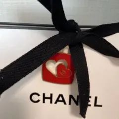 CHANEL ハート型チャーム
