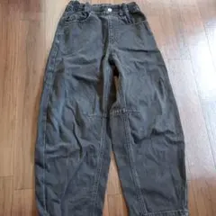 GU 140cm 黒 長ズボン