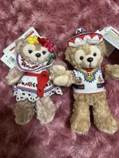 【新品未使用】ダッフィー シェリーメイ サルードス・アミーゴス ぬいぐるみバッジ