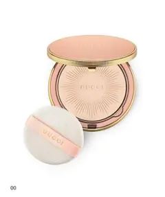 GUCCI beauty＊ グッチ マットパウダー 00のサムネイル