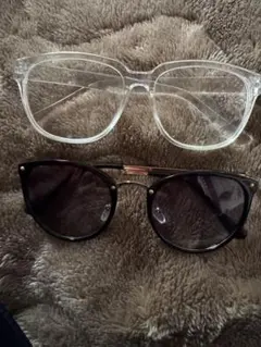 クリアフレーム ブラックレンズ サングラス