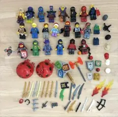 LEGO ミニフィギュアと武器セット