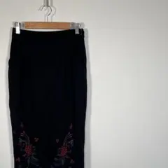 PAGE BOY ページボーイ　花柄 刺繍 タイト ロングスカート 黒 F