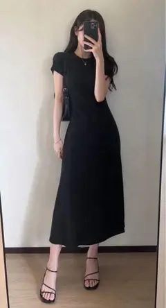 ADAM ET ROPÉ ロングニットワンピース M 黒 袖ジップ リブ袖のサムネイル