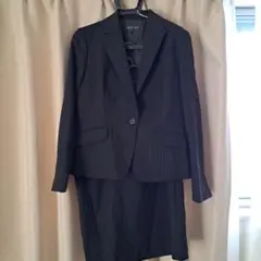 INDIVI ブラック ストライプ スーツ